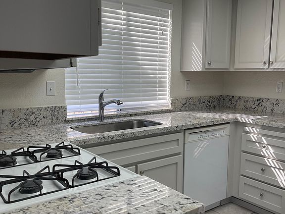3rd image of 2322 Aldridge Ln