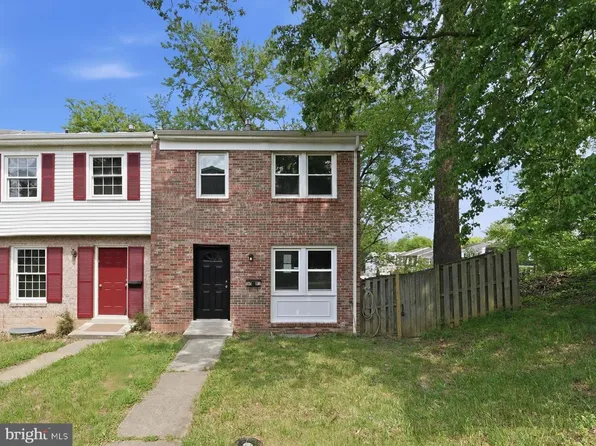 16581 Royal Ct, Woodbridge, VA 22191