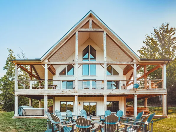 12039 Flowers Rd, Rockbridge, OH 43149