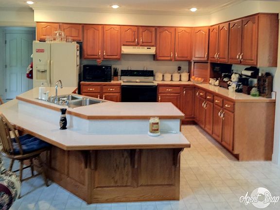 4th image of 112 Hilltopper Dr