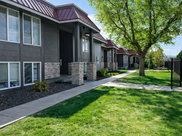905 S 44th Ave #D08, Yakima, WA 98908