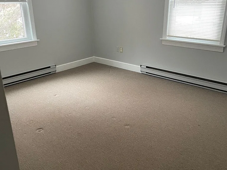 32 Schofield Ave #2R — Photo 10