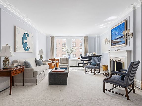4th image of 1112 Park Ave #6A