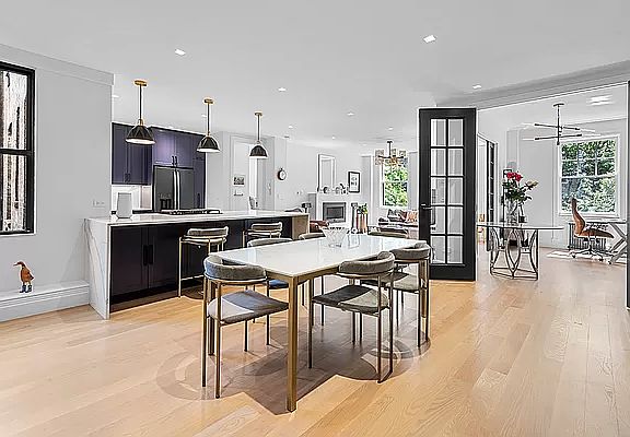 2nd image of 37 W 93rd St APT 14