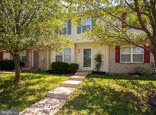 503 Ridgefield Ave, Stephens City, VA 22655