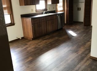 3164 E Alpine Dr, Springfield, MO 65804