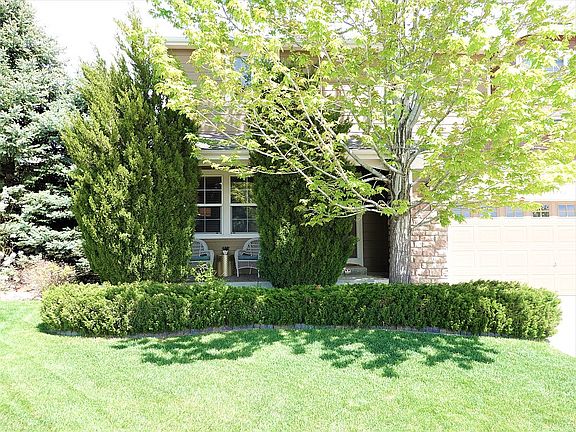 Private front porch