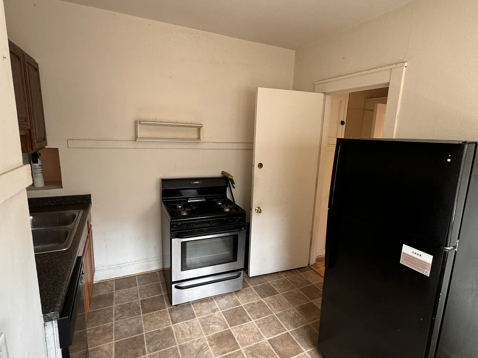 115 East Gorham Street - Unit 3 — Photo 4