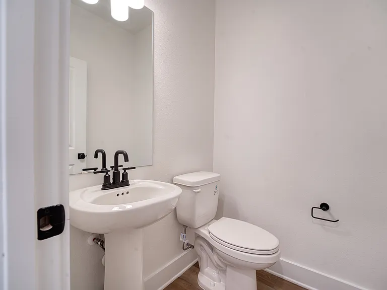172 Sycamore Pnes — Photo 21
