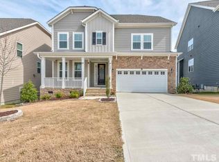 727 Meadowside Ct, Apex, NC 27523