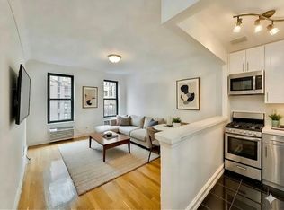 226 E 74th St APT 4G, New York, NY 10021