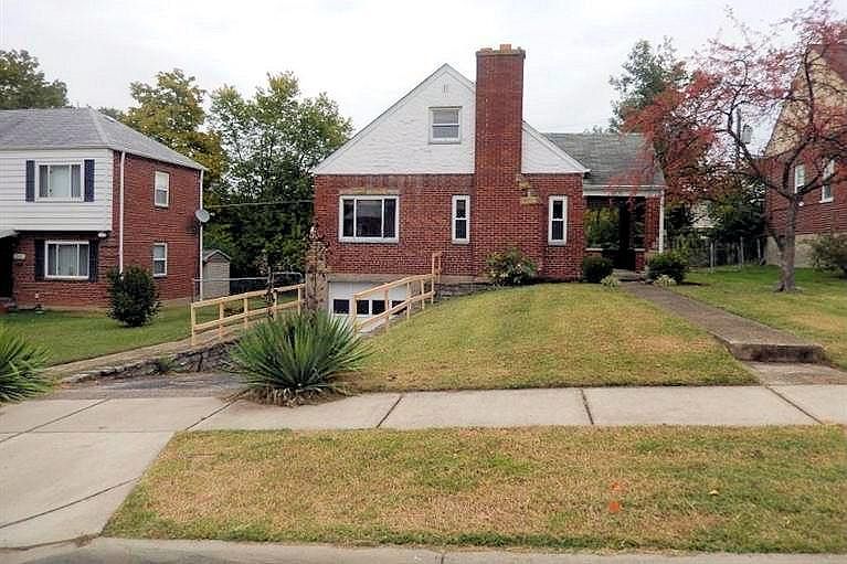 1st image of 8336 Banbury St