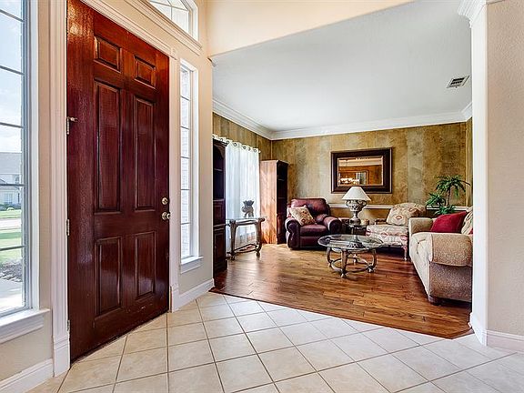 4th image of 511 Indian Paintbrush Way