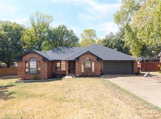 1327 Springdale Dr, Alma, AR 72921