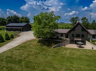 2437 N 1480 East Rd, Ashkum, IL 60911