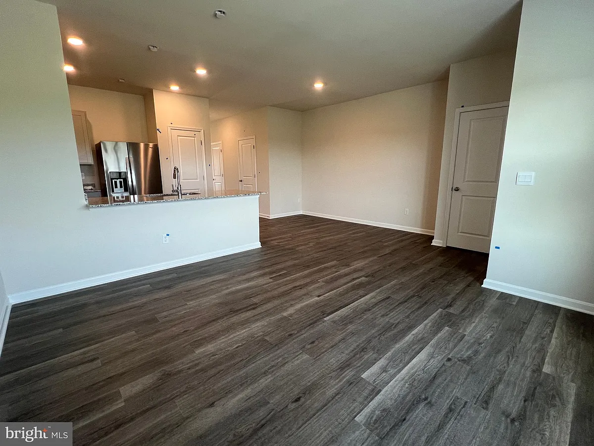 Building Photo - 147 Tigney Dr