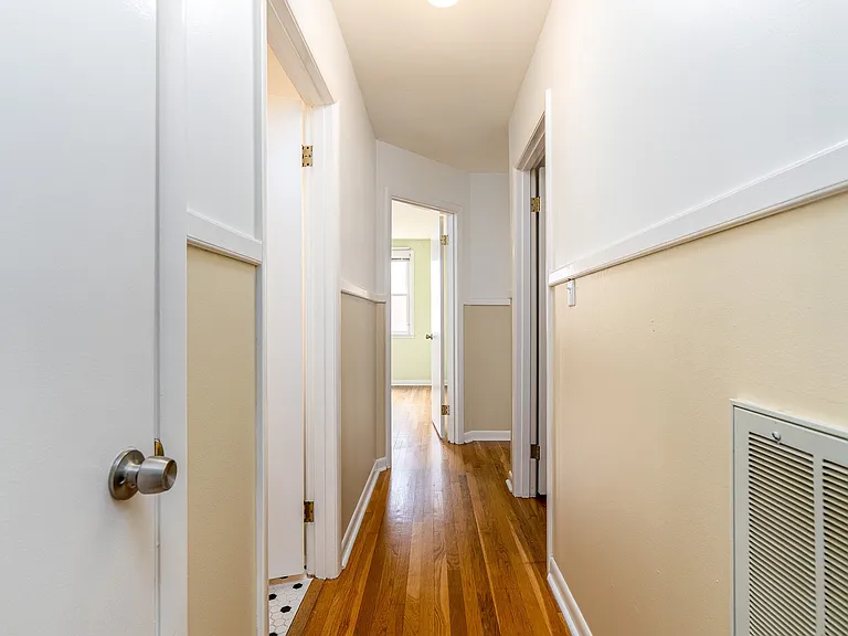 844 Rose Park Dr — Photo 14