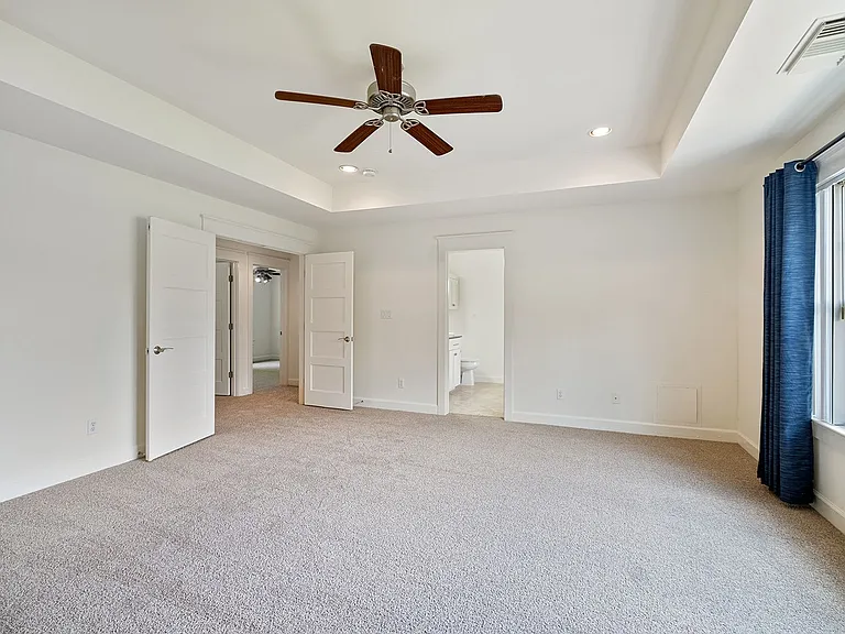 5608 Grover Ave — Photo 15
