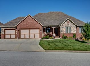 1291 S Amber Ridge Dr, Nixa, MO 65714