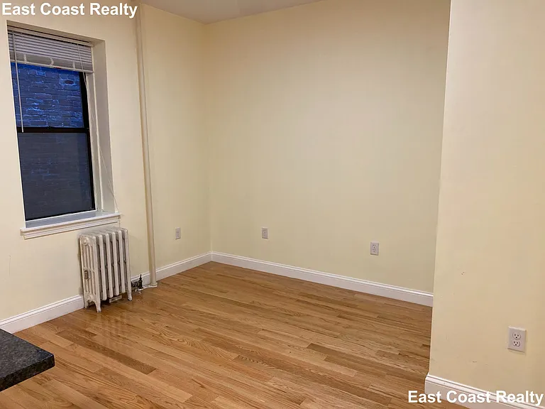 24 Phillips St #12 — Photo 4