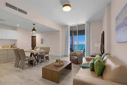 777 N Ocean Dr #ID1227239P Photo 1
