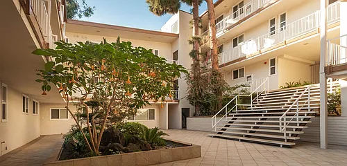 Levering Heights Photo 1