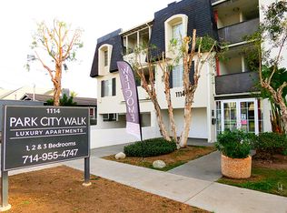 1114 W Santa Ana Blvd APT 24, Santa Ana, CA 92703