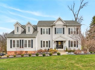 7582 Wilton Ln, North Royalton, OH 44133