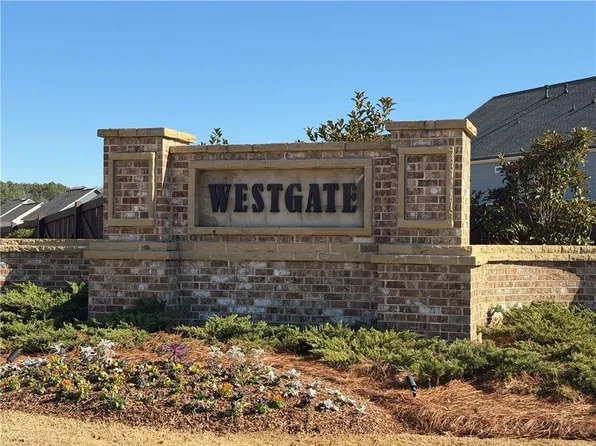 3772 Dover Run Ln, Loganville, GA 30052