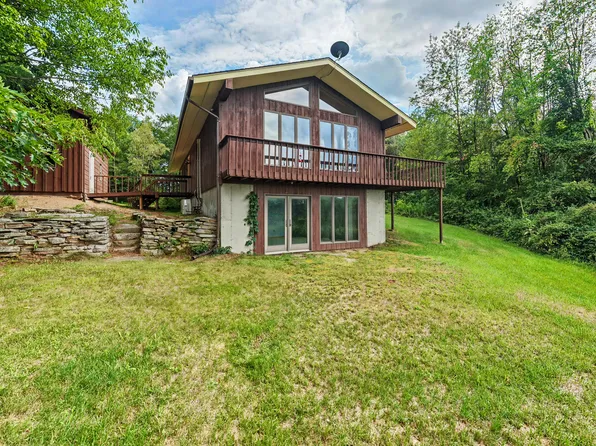 120 Signor Rd, Peru, NY 12972
