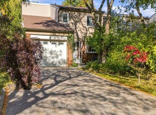 3581 Ash Row Cres, Mississauga, ON L5L 1K3