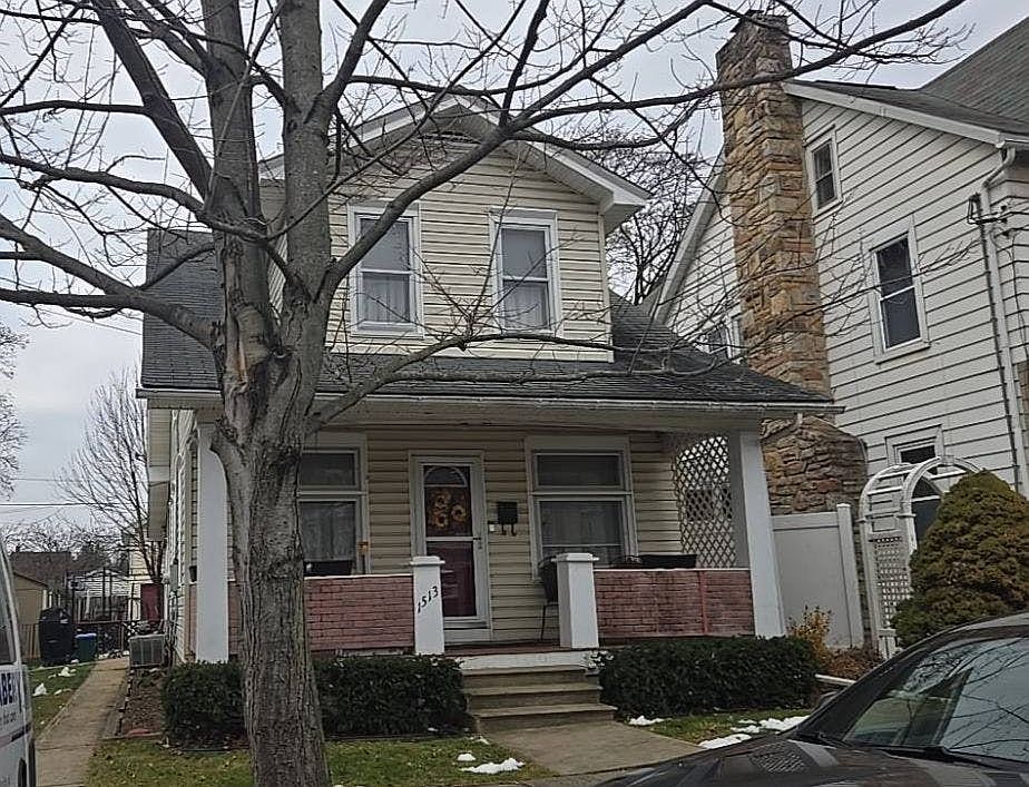 1st image of 1513 Shipman St