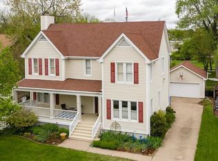 325 Reighley Pl, Florissant, MO 63031