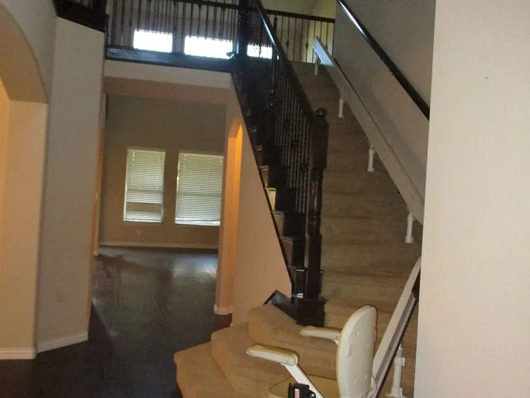 2505 Mesa Glen Dr — Photo 10