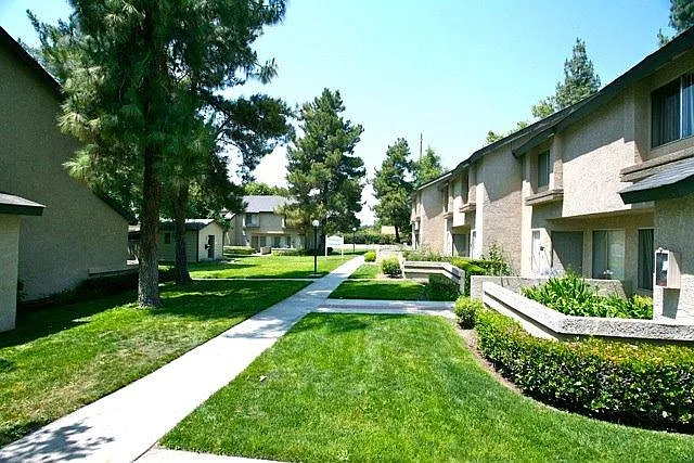 Palm Village Apartment Homes — Photo 2