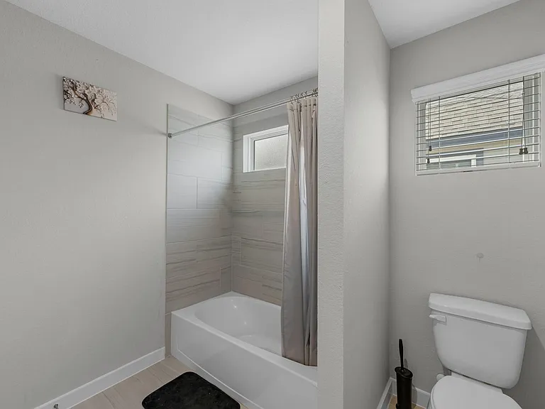 1569 Sunrise Gables Dr — Photo 27