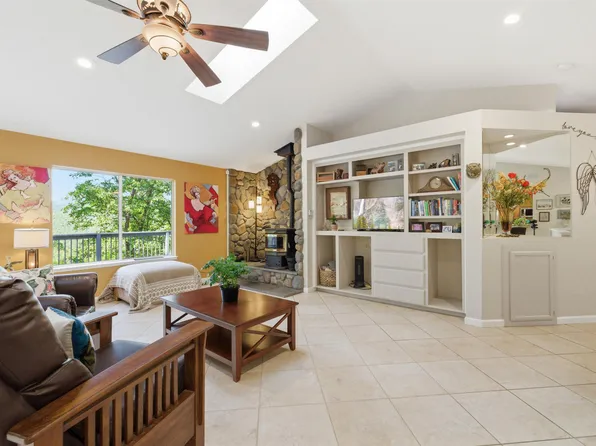 16690 Ridgewood Dr, Sonora, CA 95370