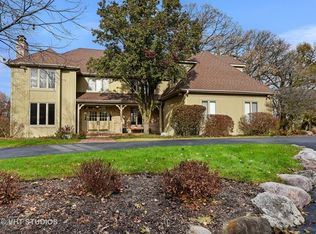 6 Raintree Pl, Barrington, IL 60010