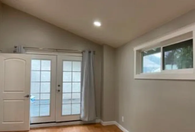 422 N Marengo Ave #3 — Photo 7