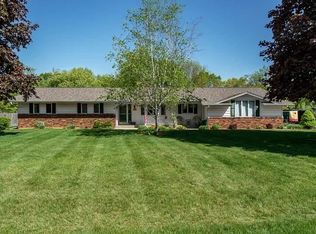 3996 Valerie Rd, Roscoe, IL 61073