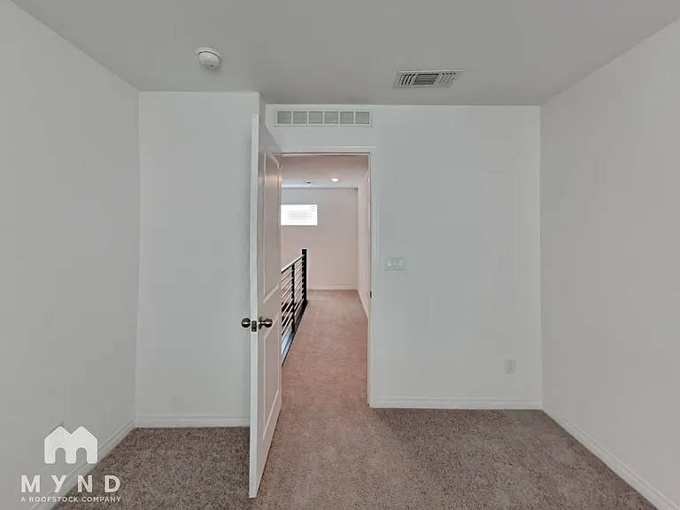 5755 W Haleh Ave — Photo 14