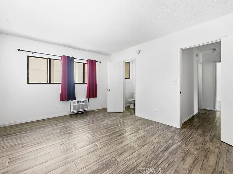5168 Yarmouth Ave #16 — Photo 9