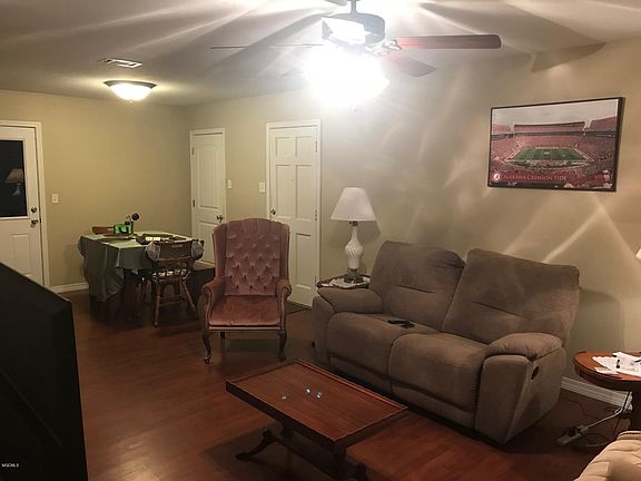 5th image of 4710 Legare Ave
