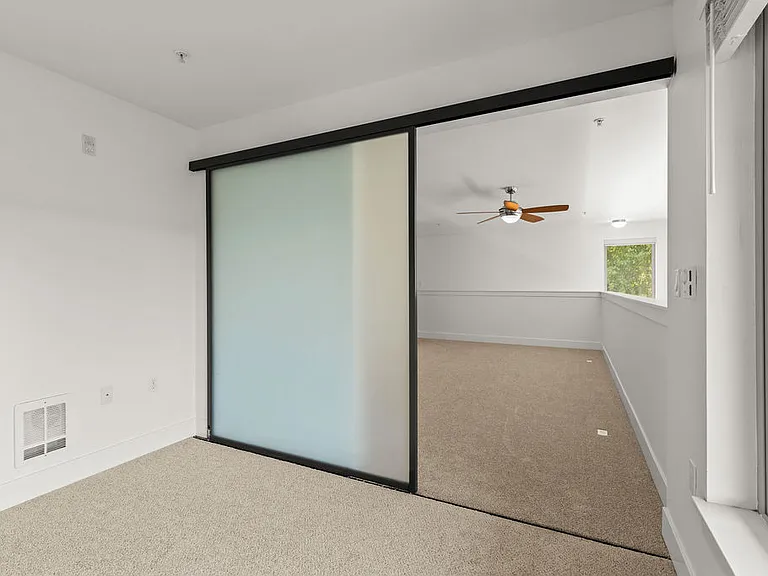 Six Oaks — Photo 12