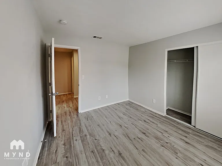 245 Farlin Cir — Photo 30