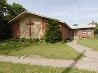 921 3rd Ave, Iowa City, IA 52245