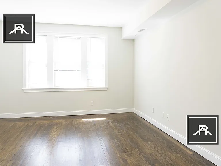 2019 Commonwealth Ave #5 — Photo 3