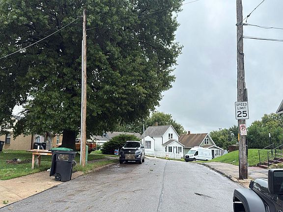 4th image of 2942 Gold St