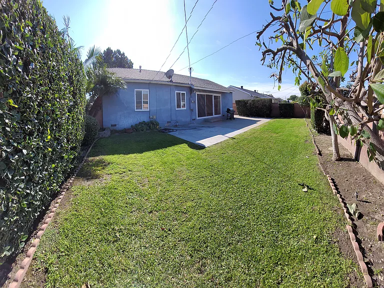 Holly Way — Photo 14