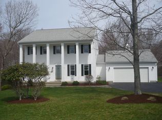 135 Deer Run Dr, Colchester, CT 06415